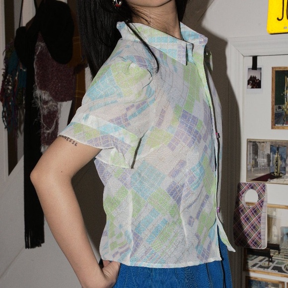 Y2K Button Down Shirt - Picture 4 of 10